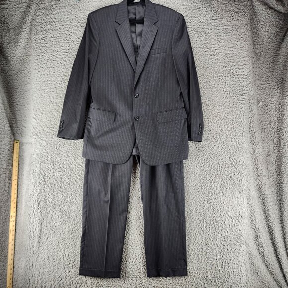 Jos. A. Bank 2 Piece Suit Mens 42L Gray Wool Pinstripe Blazer Jacket Pants